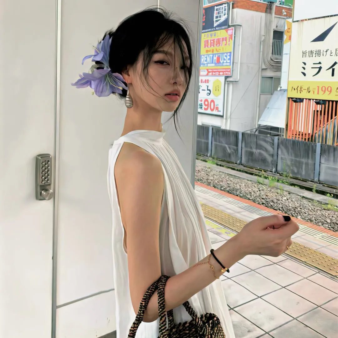 艳谍飘香